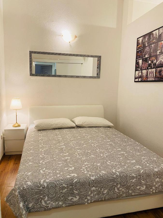 Apartment Lovrekovic Split Exteriör bild